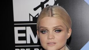 Ktoś chce udowodnić, że jednak jest seksbombą? (FOTO)