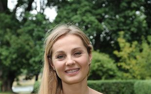 Naturalna Małgorzata Socha pracuje w pocie czoła (FOTO)