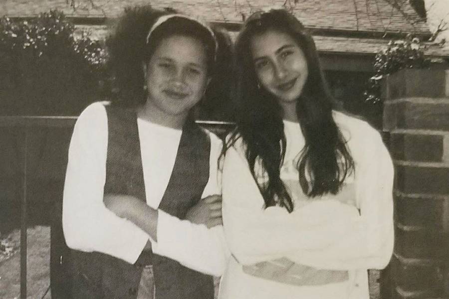 Meghan Markle ma naturalnie MOCNO KRĘCONE włosy