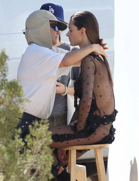 Alessandra Ambrosio w pracy