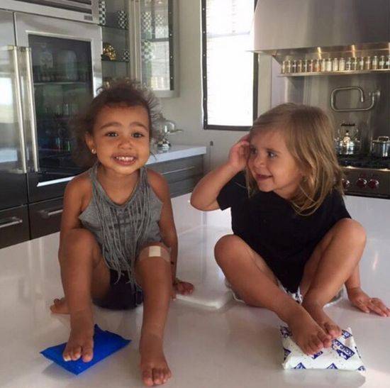 North West i Penelope Disick – najsłodsze brzdące w show biznesie