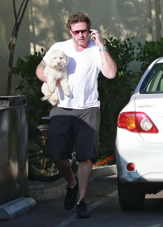 Tori Spelling i nieposłuszny psiak