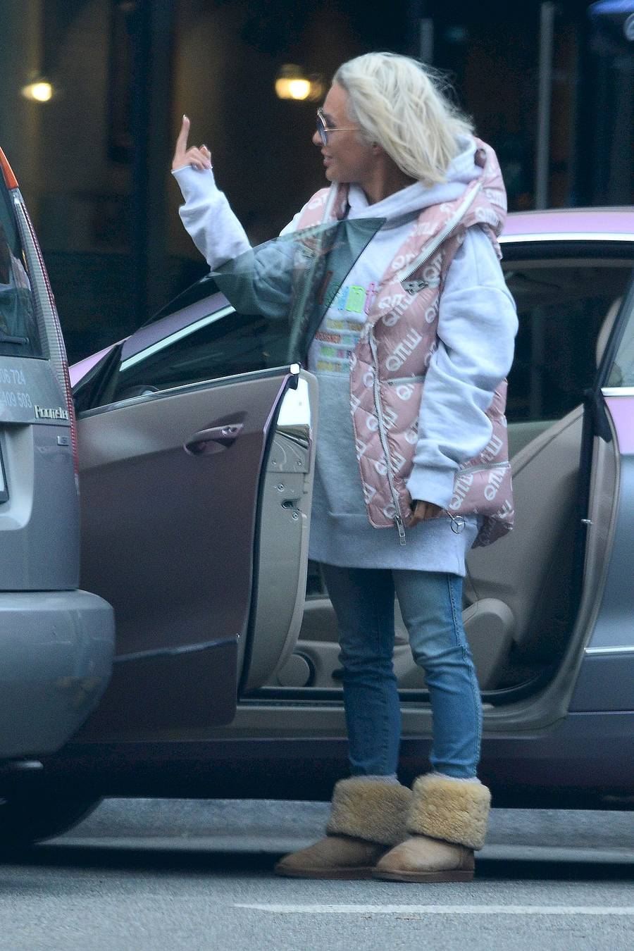 Blanka Lipińska sfotografowana na mieście