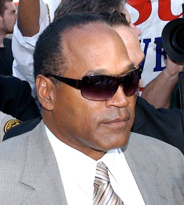 To dopiero CIEKAWOSTKA – ojcem Khloe nie jest ANI Robert Kardashian, ANI OJ Simpson?