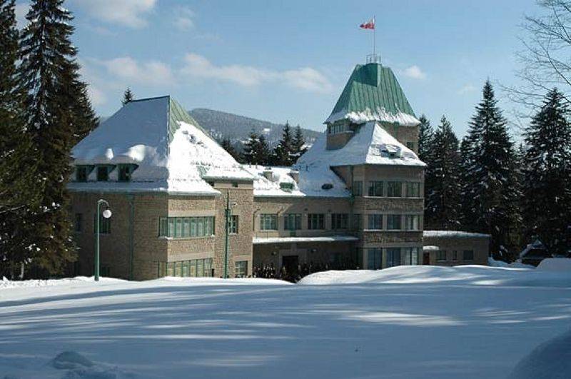 To w tej rezydencji będą wypoczywać Nawroccy. Ośrodek na Helu i Wiśle to prawdziwa twierdza! (FOTO)