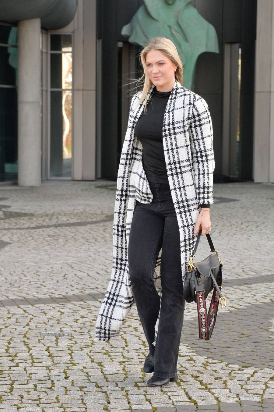 Marcelina Zawadzka w BIAŁYM futerku, Jonkisz z bratem i boski płaszcz Ślotały (ZDJĘCIA)