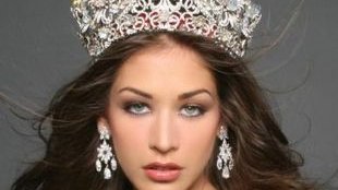 Miss Universe topless!