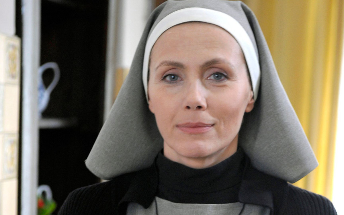 Grała zakonnicę w “Klanie”. Tak dziś wygląda Agnieszka Wosińska