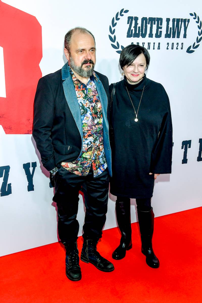 Premiera filmu “Kos”. Agnieszka Grochowska, Jacek Braciak, Katarzyna Warnke w kucyku