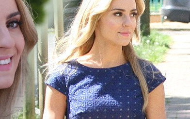 Kasia Tusk z rodzicami na wyborach (FOTO)