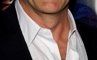 Bruce Willis ze swoją 5-tygodniową córeczką (FOTO)