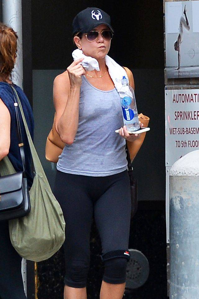 Były ochroniarz Jennifer Aniston o tym, w czym Jenn chodzi po domu