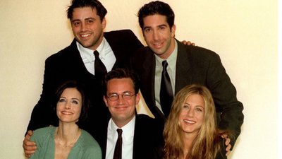 W końcu oficjalne wieści. “Przyjaciele” WRACAJĄ! “To się dzieje”