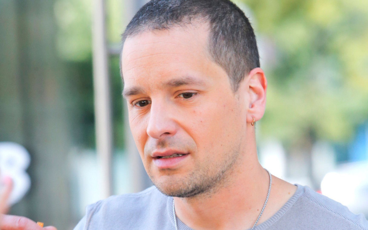 Krzysztof Zalewski po raz pierwszy o śmierci mamy. Dowiedział się o jej chorobie w wieku 13 lat