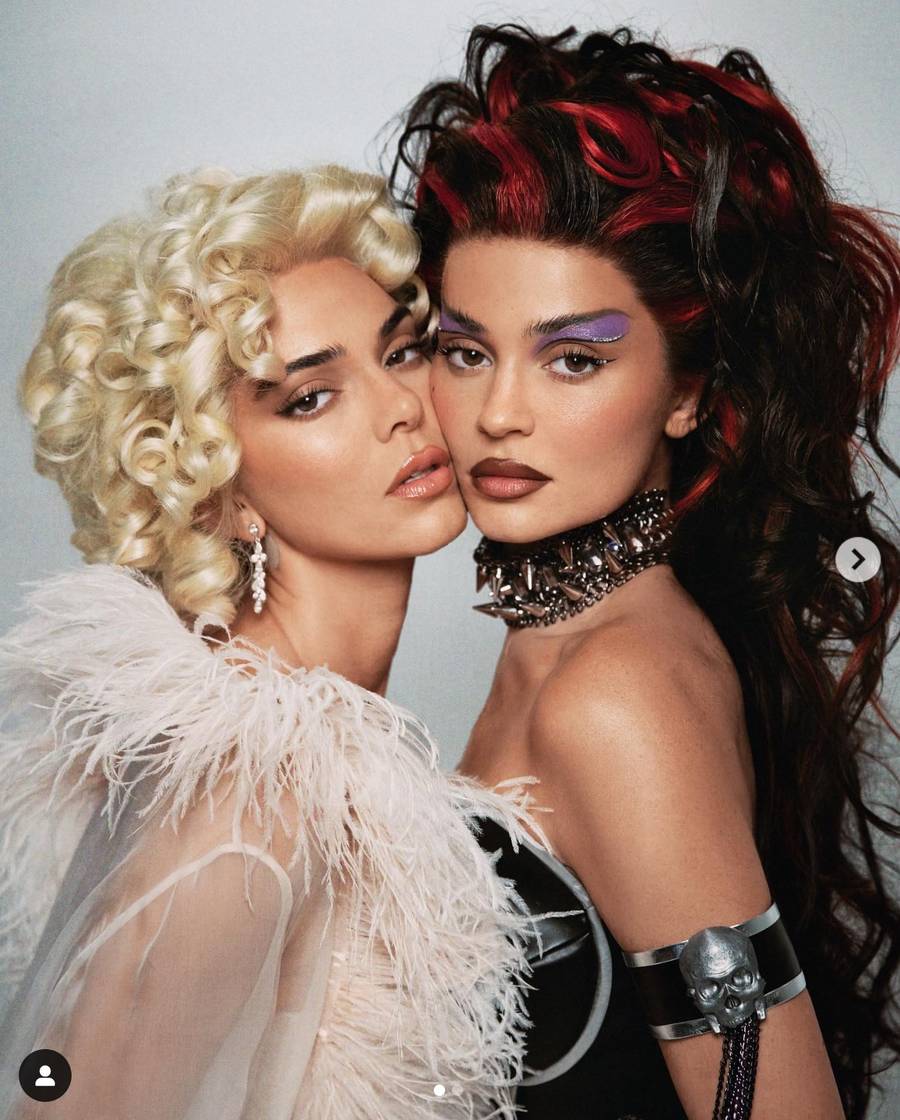 Najlepsze przebrania gwiazd na Halloween 2023! Kardashianki, Adele, Paris Hilton, Lizzo, Demi Lovato… (ZDJĘCIA)