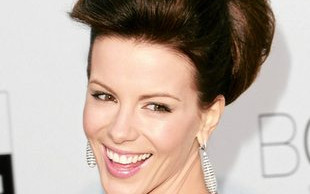 Lok i kok Kate Beckinsale (FOTO)