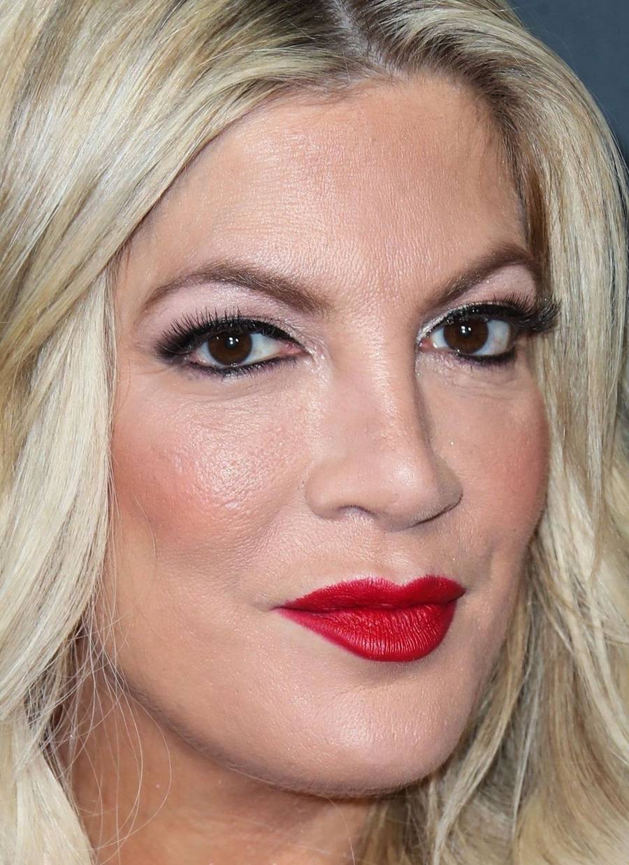 WOW! TOTALNA metamorfoza Tori Spelling!