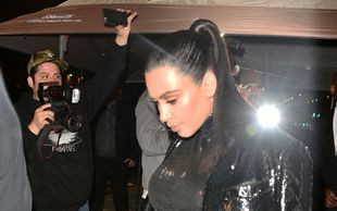 Kim Kardashian niczym dyskotekowa kula (FOTO)