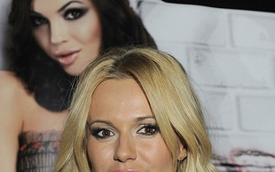 Grzeczna stylizacja Dody (FOTO)