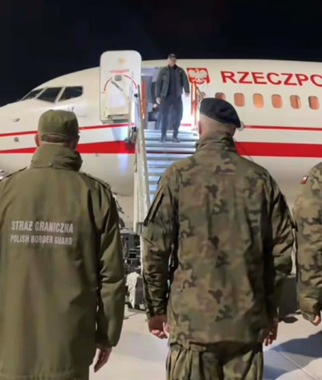 Karol Nawrocki na spotkaniu z żołnierzami, fot.: Instagram