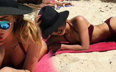 Maffashion w bikini na meksykańskiej plaży (FOTO)