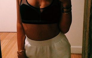 Kylie Jenner z burzą sztucznych włosów (FOTO)