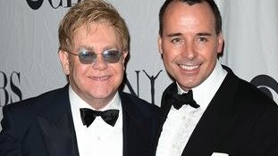 Elton John: Kim Kardashian to jakaś stara dziwka!
