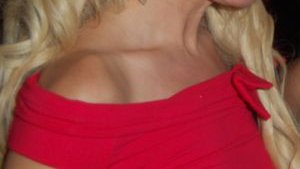 Bridget Marquardt w soczystej czerwieni (FOTO)