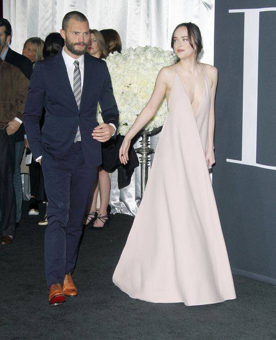 Dakota Johnson ZABIJA nowym wyznaniem o seksie z Jamie Dornanem