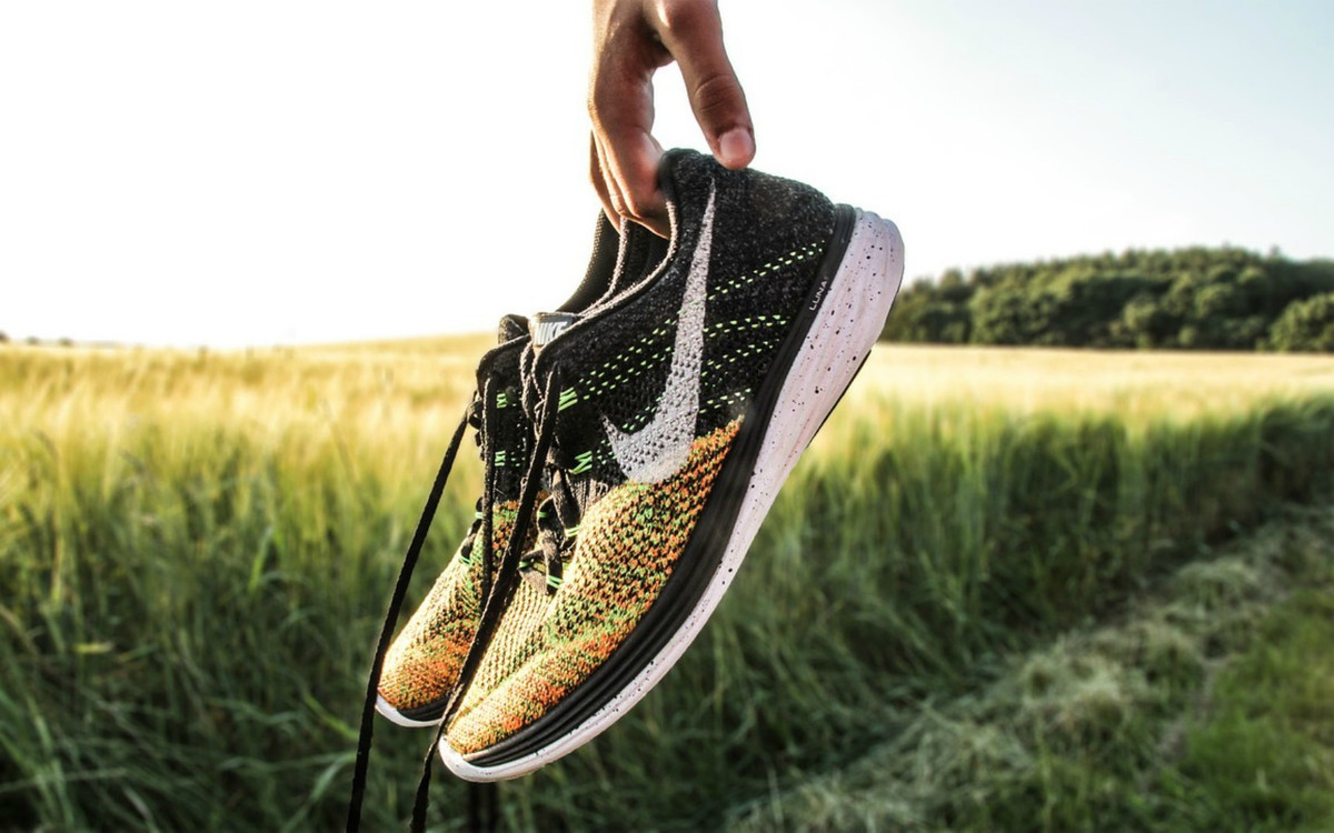 Przegląd letniej kolekcji butów Nike. Noszą je gwiazdy sportu i celebryci!