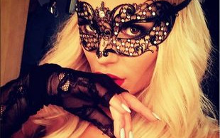 Doda pokazała jak tańczy burleskę (Instagram)