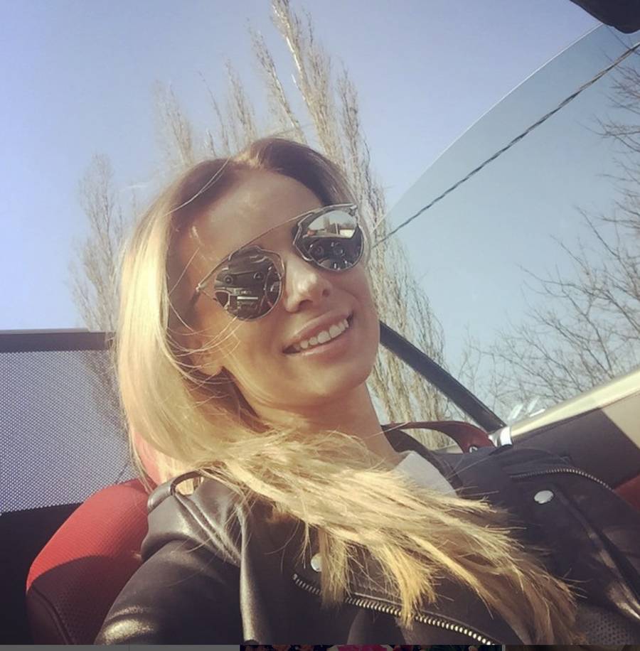 Filtry, emotikony i nakładki na zdjęcia! Tak wyglądał Instagram Janachowskiej na początku kariery (FOTO)