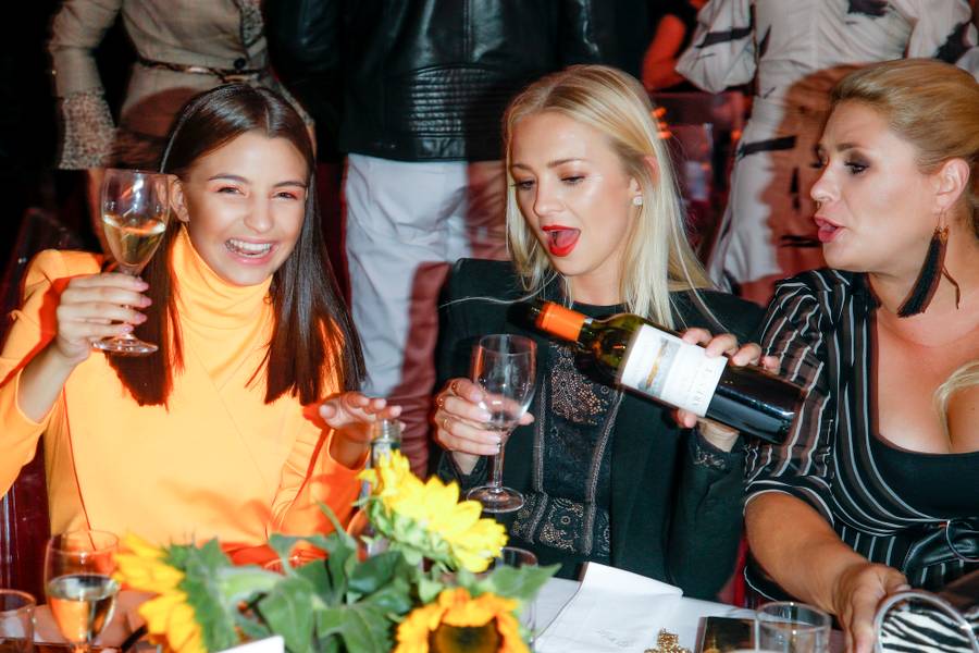 Najbardziej kompromitujące zdjęcia gwiazd z ramówki Polsatu!