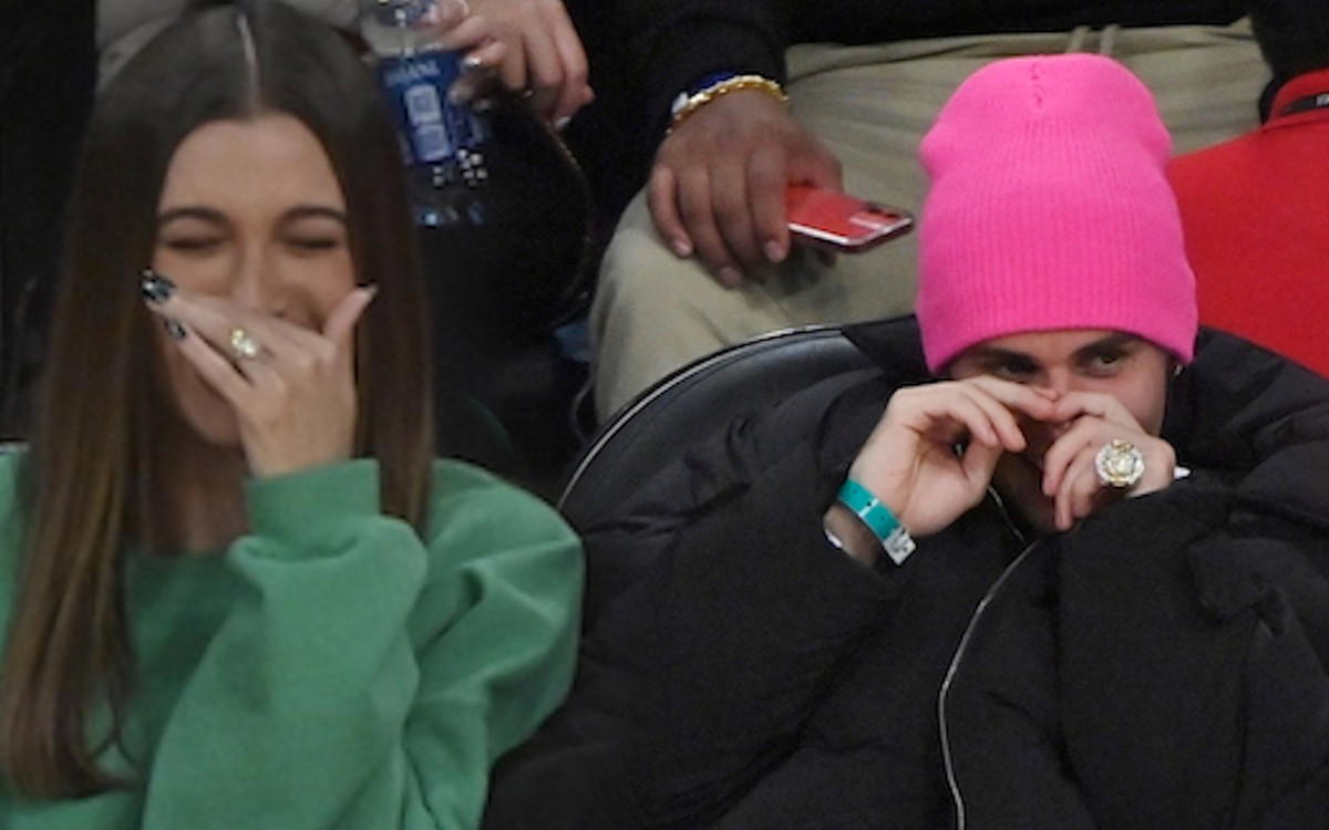 Rozbawieni Bieberowie na meczu z Kendall Jenner (ZDJĘCIA)