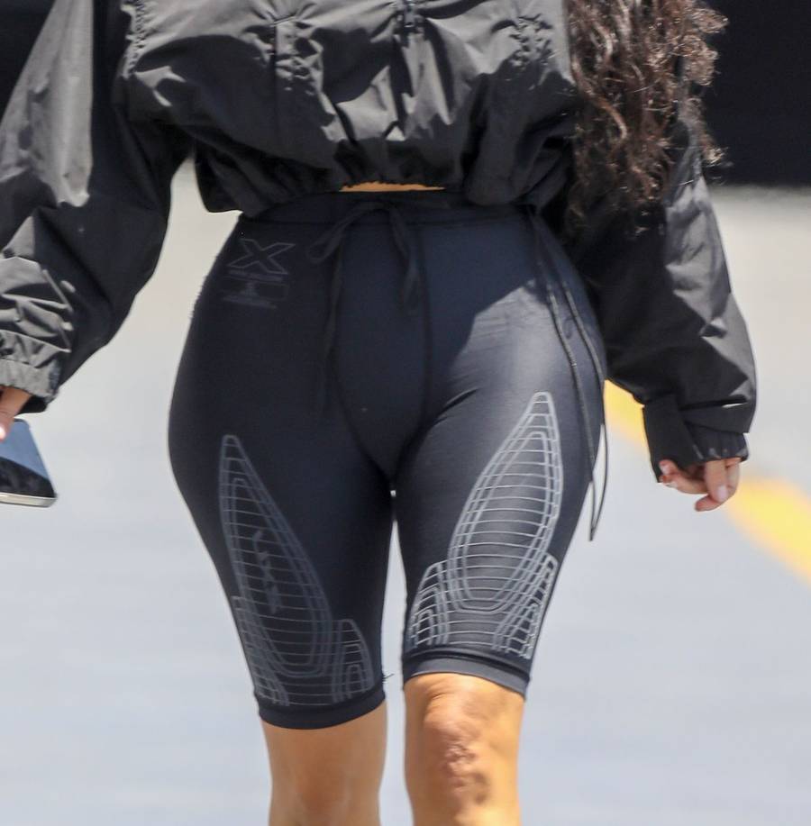 Kim Kardashian w NAJBRZYDSZYCH butach świata