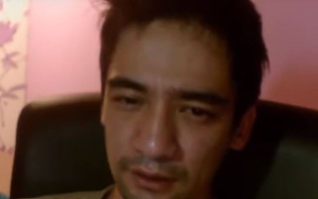 Popełnił SAMOBÓJSTWO na wizji! Śmiertelnie ugryzł go wąż (VIDEO)