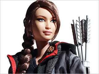 katniss-everdeen-barbie-doll-R1
