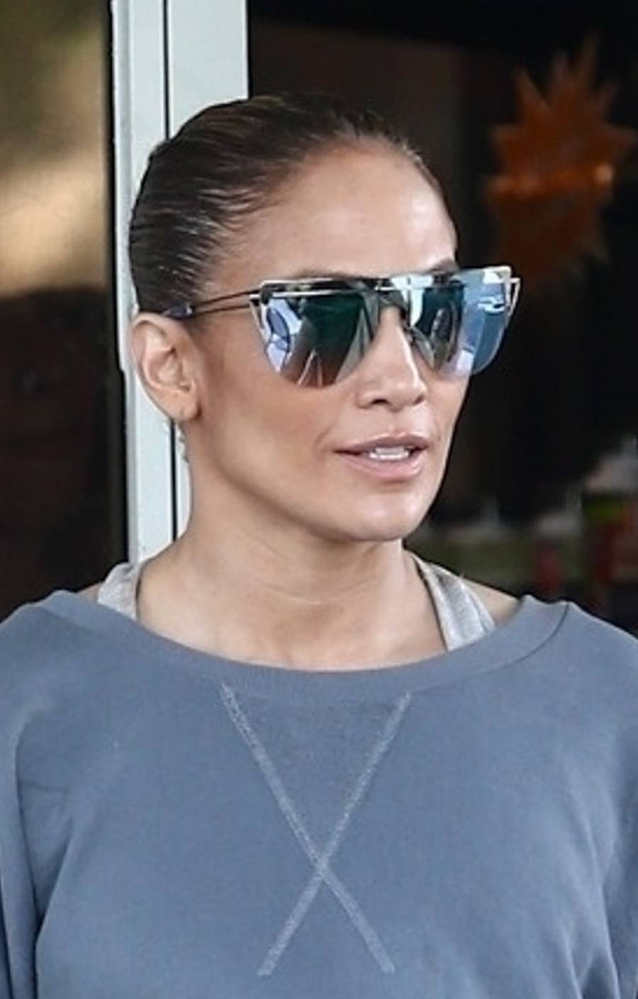 Wkurzona Jennifer Lopez wychodzi z siłowni