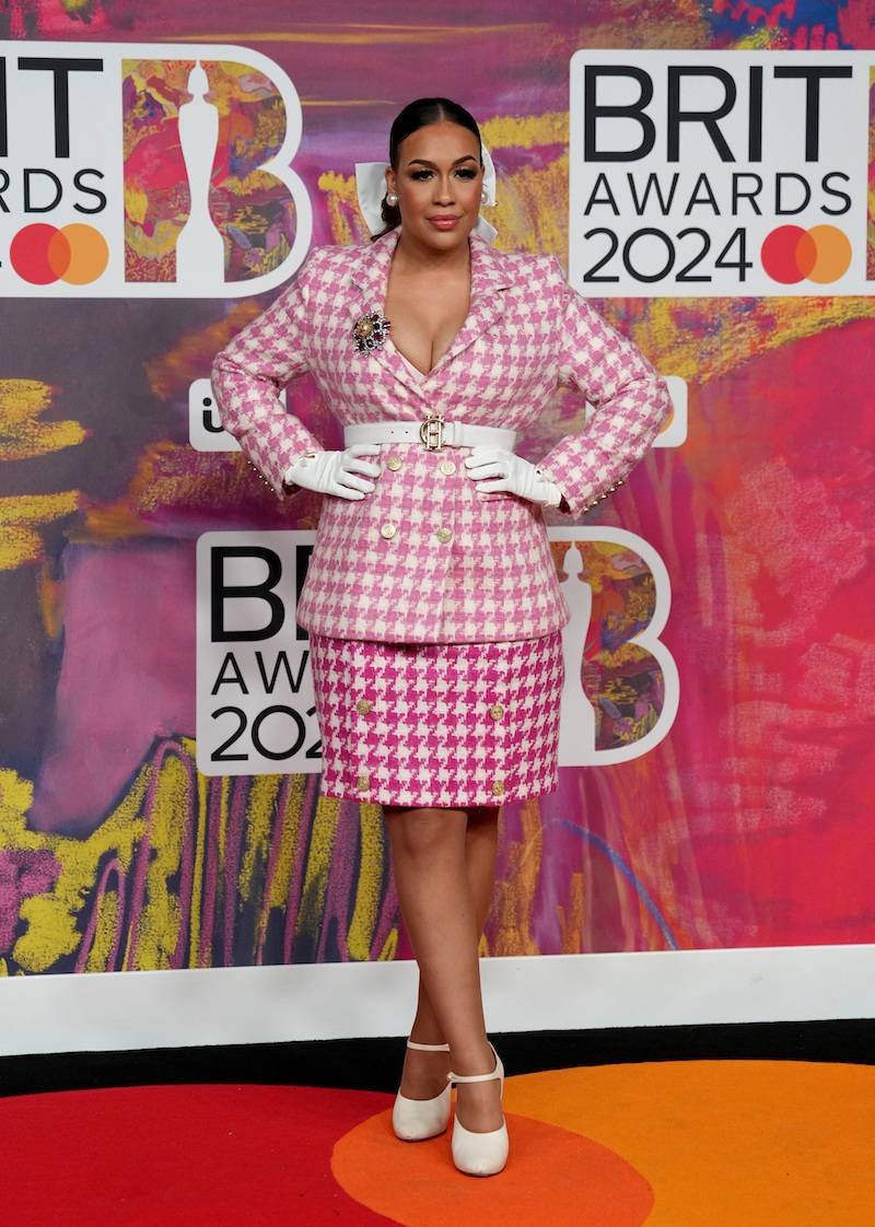 BRIT Awards 2024. Dua Lipa w skórzanej sukni do ziemi, totalnie nie do poznania Ellie Goulding, Kylie Minogue