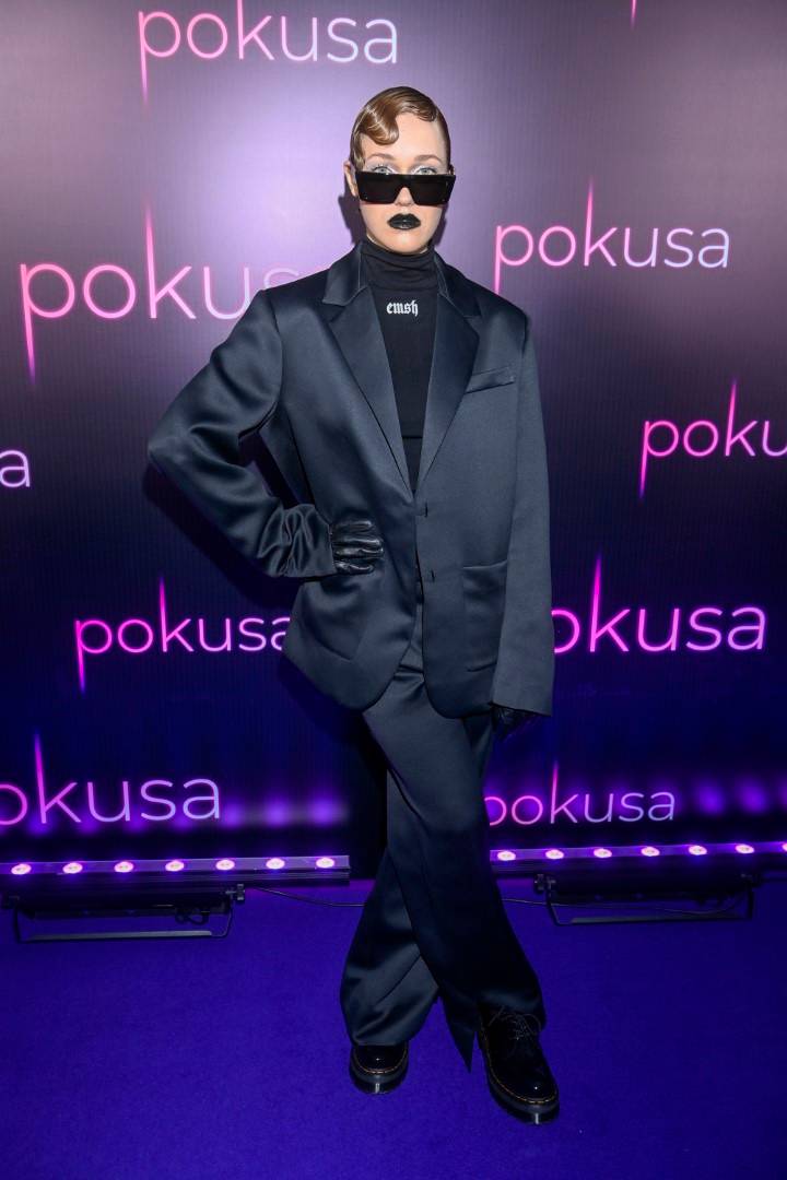 Premiera filmu “Pokusa”: Helena Englert z czarnymi ustami, Stifler w złotej masce, Maria Sadowska w smokingu