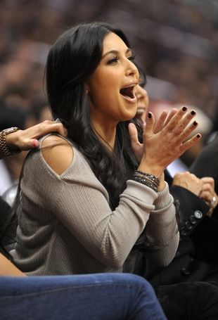 kim-kardashian-18-R1