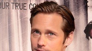 Alexander Skarsgard ma oko na Elizabeth Olsen