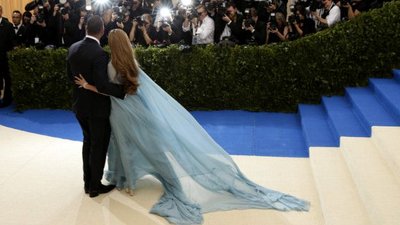 Wybacz Selena, ale TA PARA została okrzyknięta najpiękniejszym duetem gali MET