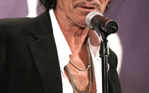 Keitch Richards ćpa co popadnie