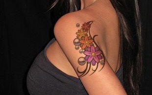 Kim Kardashian ma tatuaż? (FOTO)