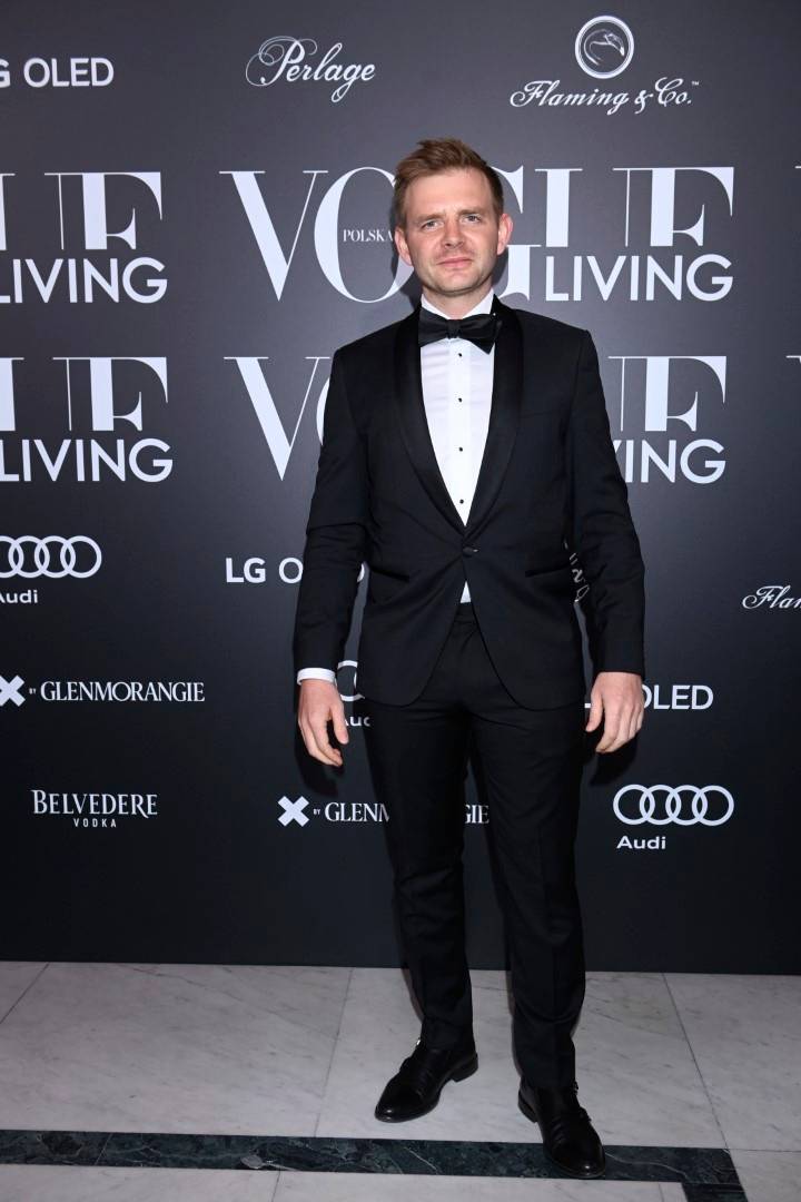 Gwiazdy na premierze “Vogue Polska Living”! Katarzyna Sokołowska ukryła ciążowy brzuszek bufiastą sukienką, a Lara Gessler wyeksponowała swój!