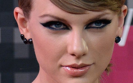 Z tym byłym chłopakiem Taylor Swift była bardzo nieszczęśliwa