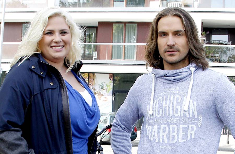 Piotr Stramowski w długich włosach