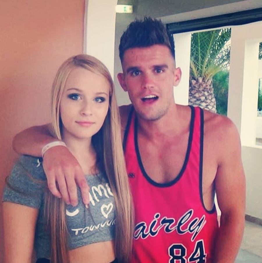 Andziaks ma dziś miliony fanów i uwielbia chwalić się luksusem. A co wrzucała na Instagram 12 lat temu? (FOTO)