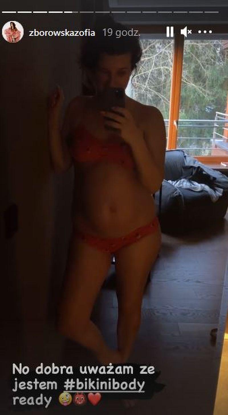 Zofia Zborowska pokazuje ciążowy brzuszek